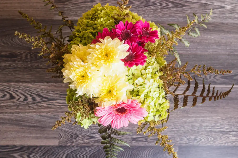 bouquet-of-gerbera-and-chrysanthemum