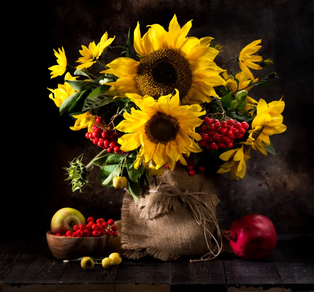 still-life-bouquet-of-sunflowers-in-a-vase-yellow